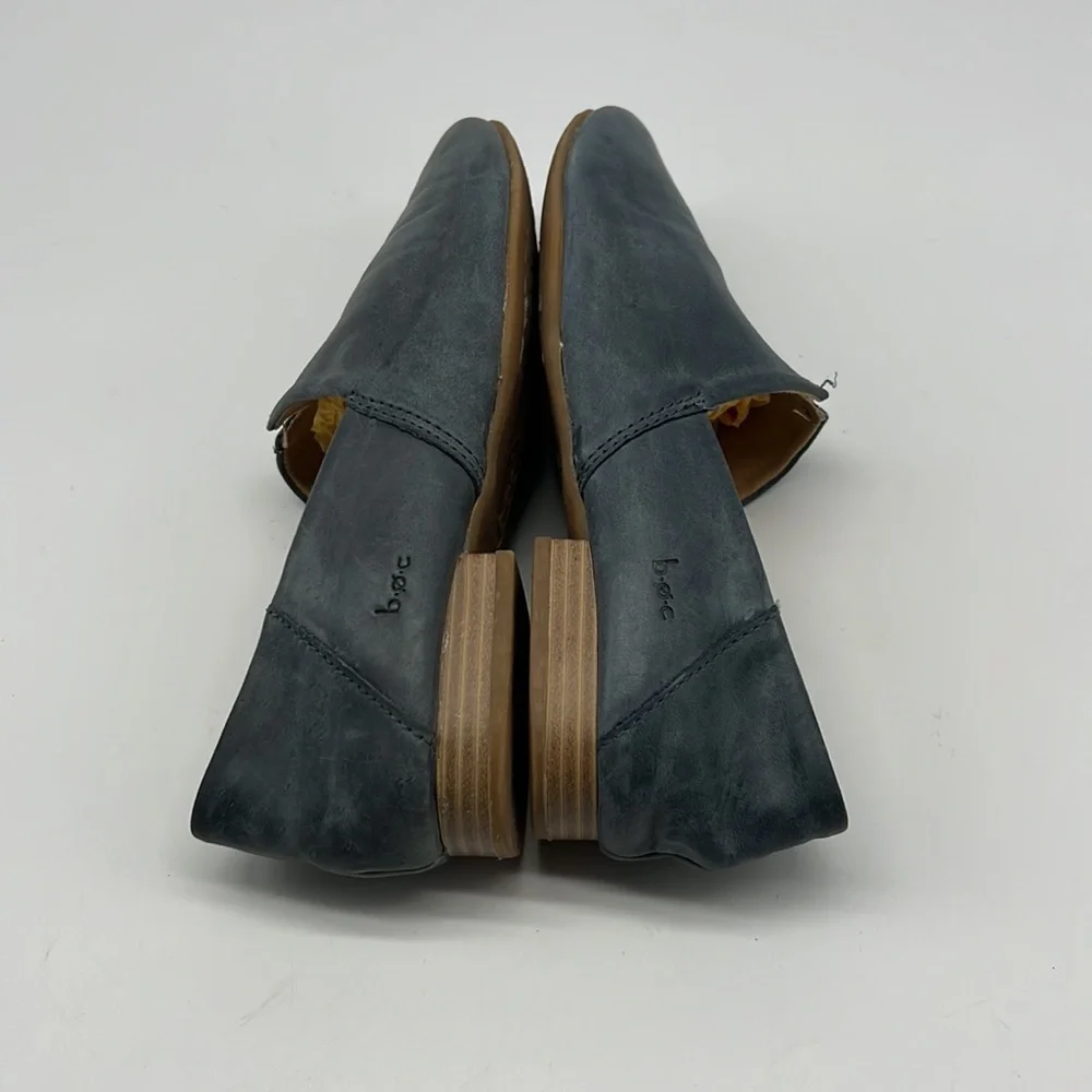 b.o.c  Blue Leather Loafers size 7